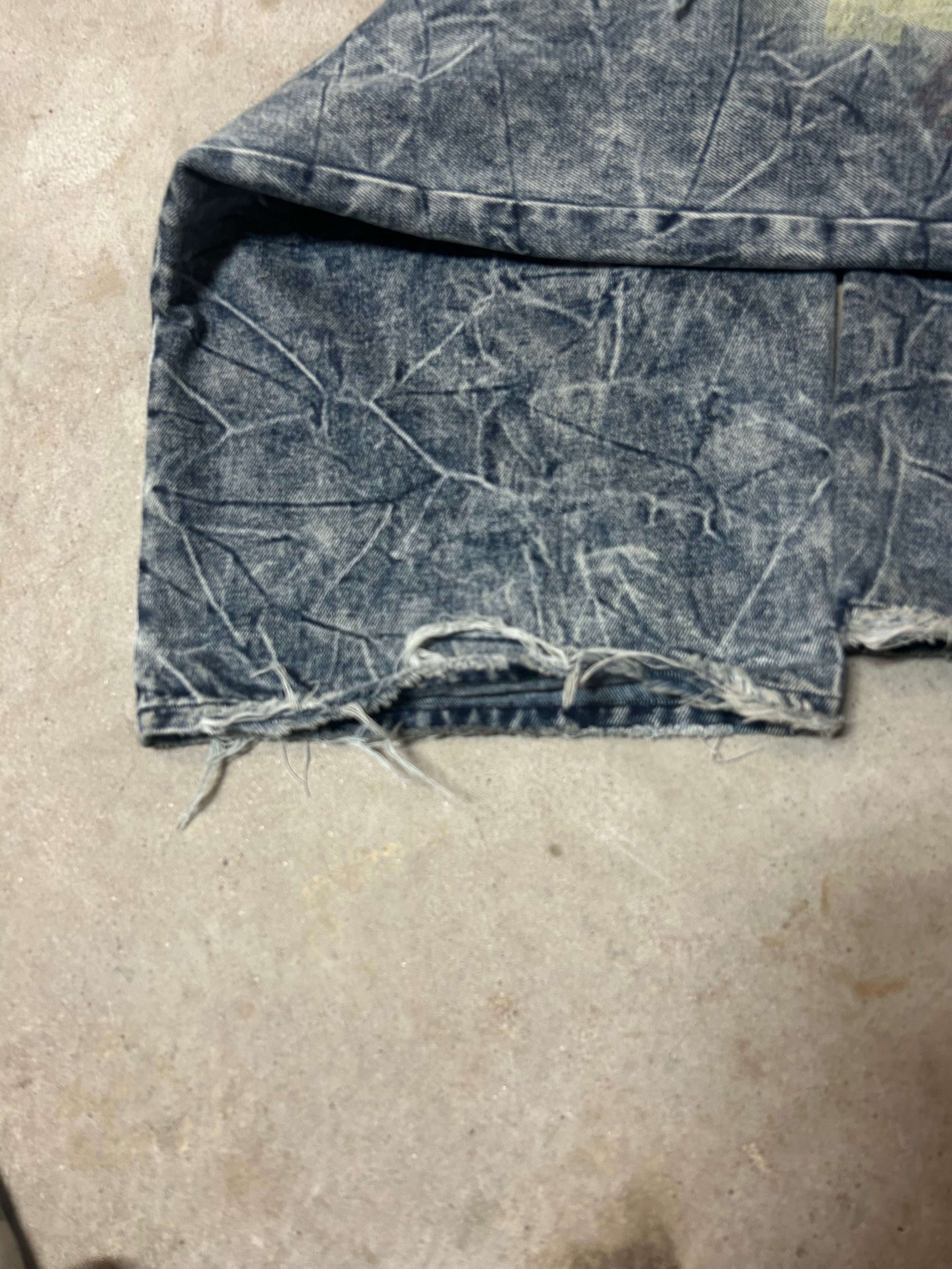 Distressed Denim Dirty saiint worldwide Jeans